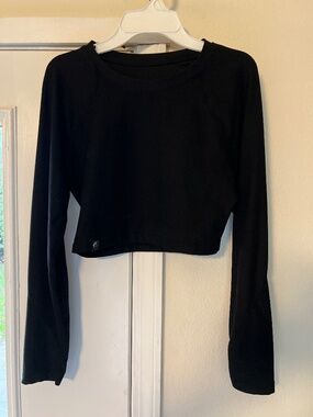 Alphalete Long Sleeve Crop Top